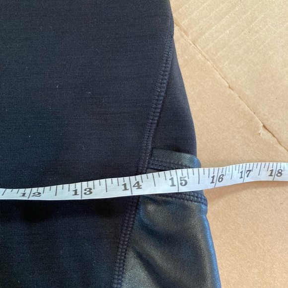 Athleta Urban Cozy Faux Leather Panel Fleece Lined Leggings size SP - Picture 9 of 14
